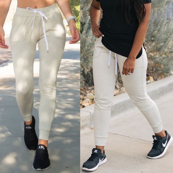 ZYIA Pants - Zyia NWOT Activewear Cozy Jogger Oatmeal Size XS
